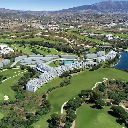 Solana Village Apartament *